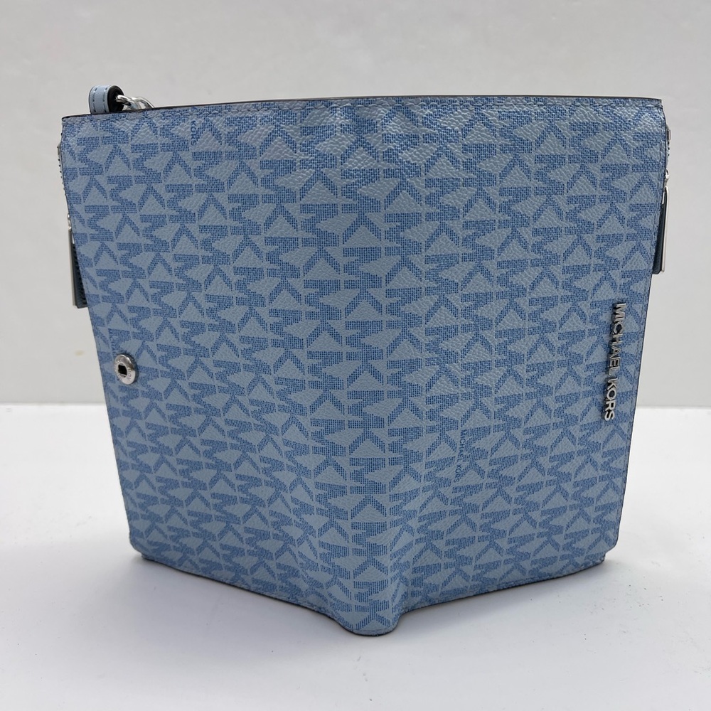 MICHAEL KORS JST Lg Double Zip Signature Logo Wristlet Wallet 
Pale Ocean 
NWT - Picture 9 of 16